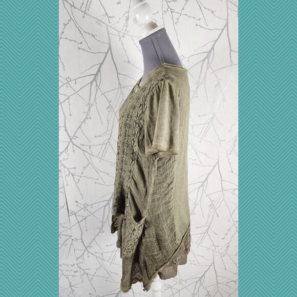 Simply Couture Green Lace Overlay Tiered Tunic - Picture 3 of 5